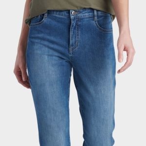 Kuhl women’s boot cut high rise